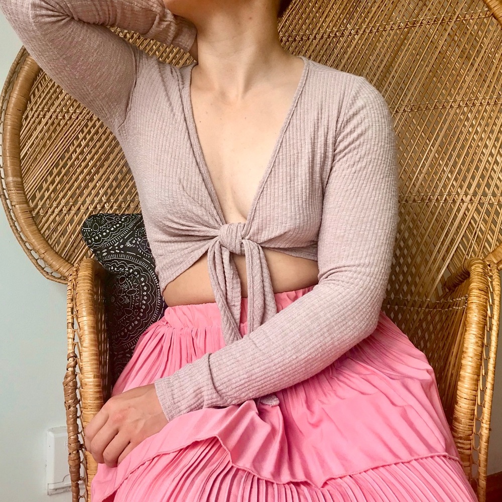 Light pink front-tie top